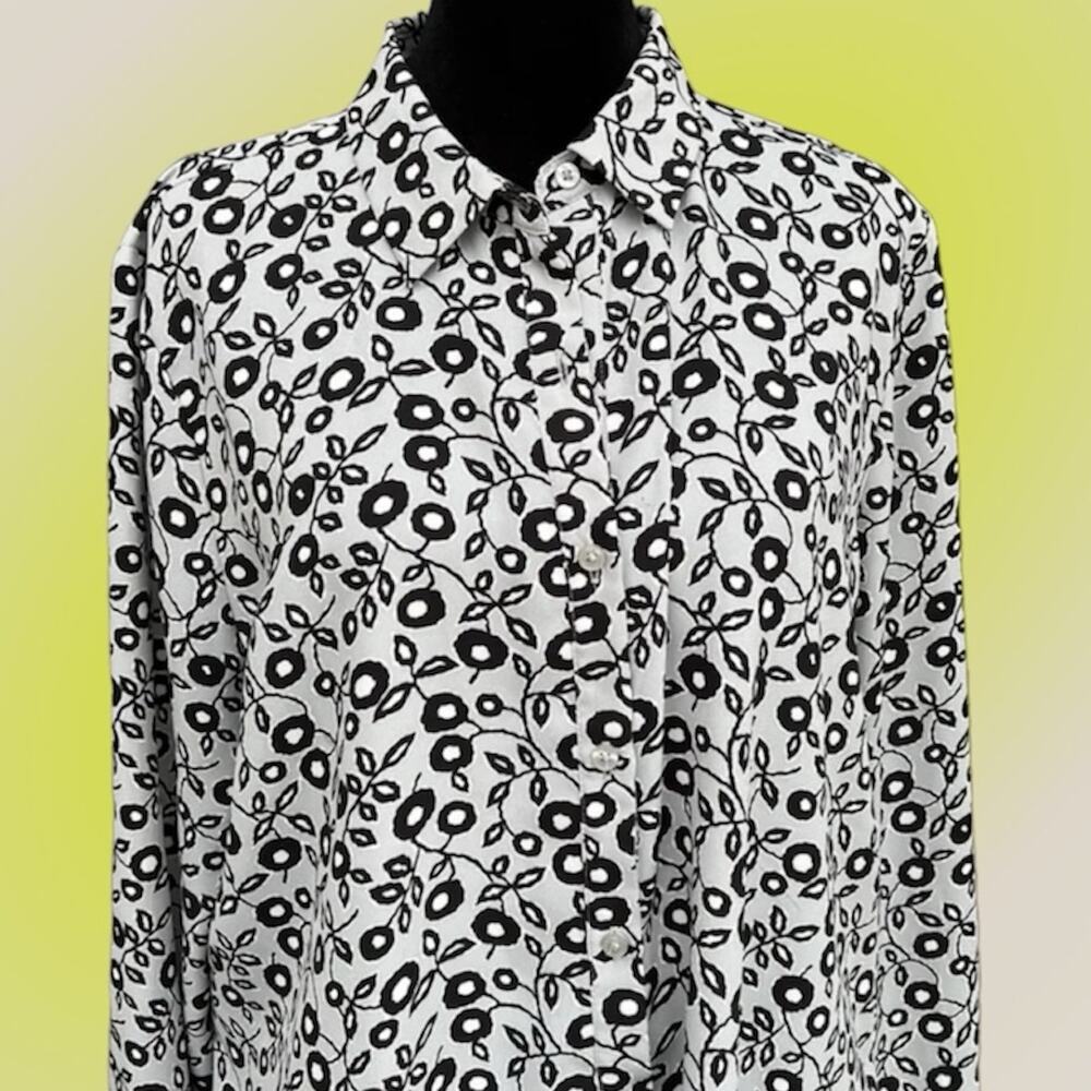Loft Women's Size L, Button Down Top. Long Sleeve, Collar And Rounded Hem